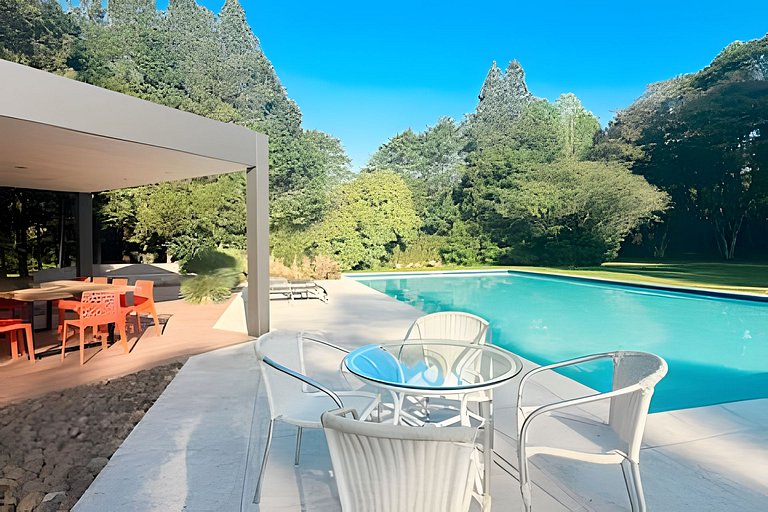Chácara Deslumbrante 40min de Curitiba c/ Piscina