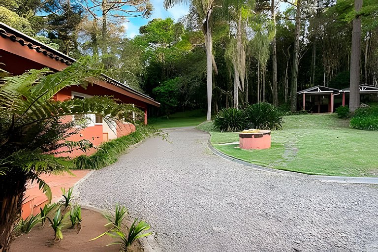 Chácara Deslumbrante 40min de Curitiba c/ Piscina