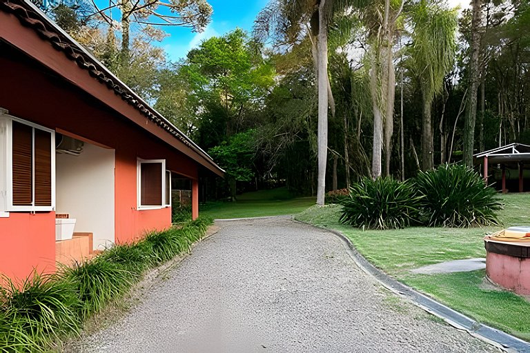 Chácara Deslumbrante 40min de Curitiba c/ Piscina