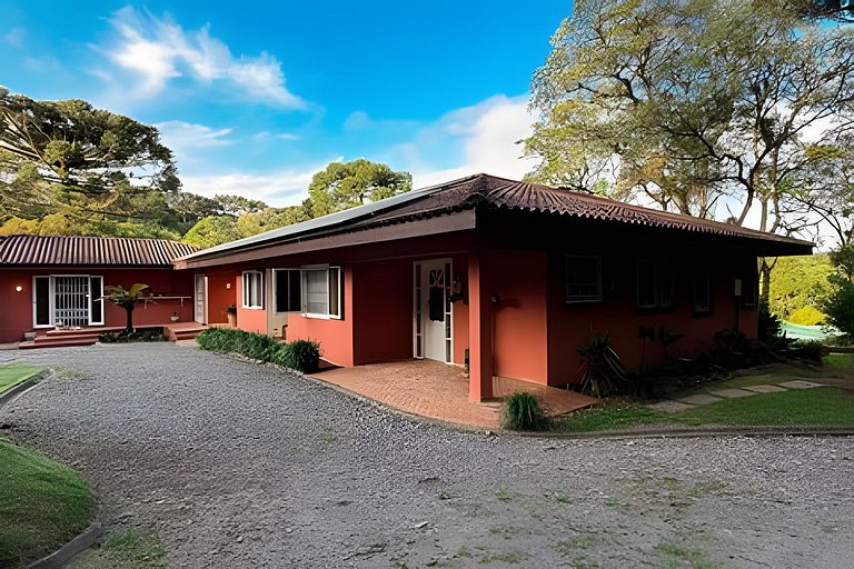Chácara Deslumbrante 40min de Curitiba c/ Piscina