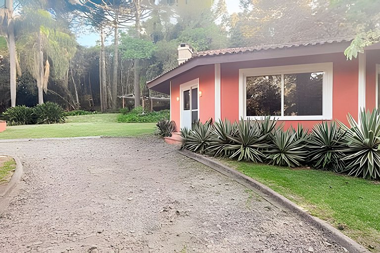 Chácara Deslumbrante 40min de Curitiba c/ Piscina